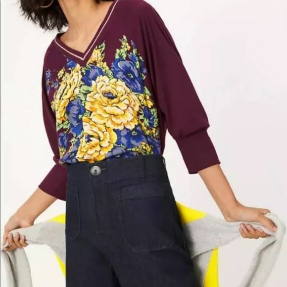 Anthropologie Tops - Anthropologie TINY Petites Ashlee Floral V-Neck Top in Wine Size MP petite